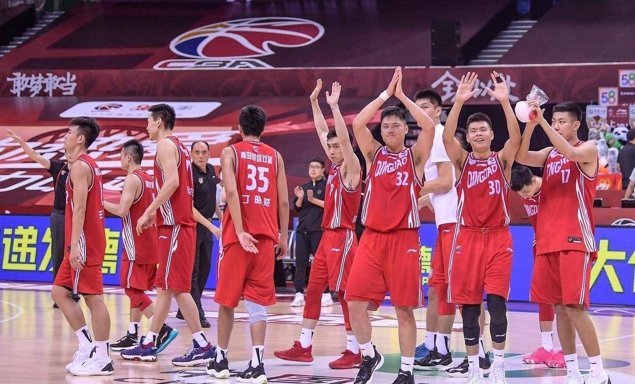 转折点AC米兰临场应变；CBA季后赛今晚攻防权衡；质疑声仍在；高层口径保持一致的简单介绍-凯发体育